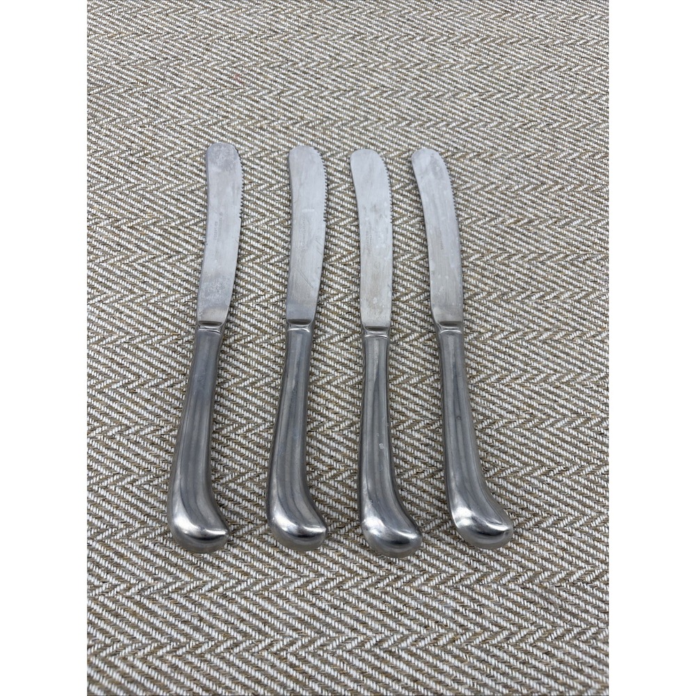 Rogers LIBERTY BELL (E) Korea Set of 4 Dinner Knives Stainless